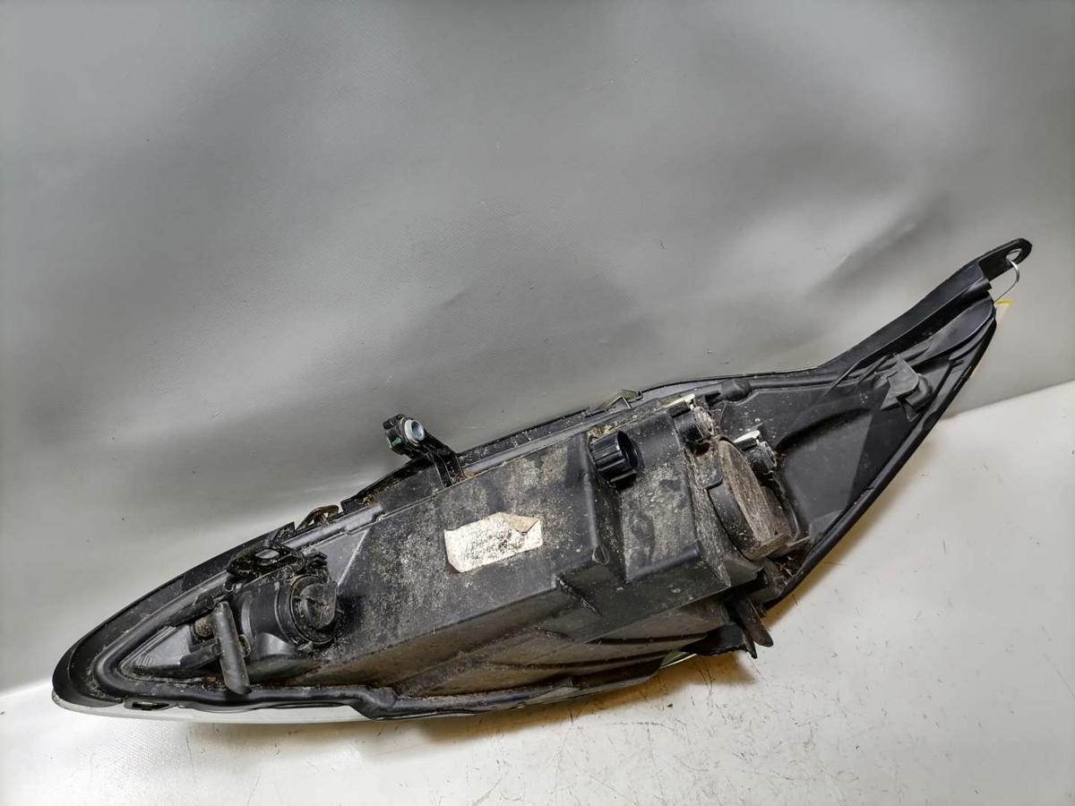 Ford Ka 2 RU8 original Scheinwerfer vorn rechts Halogen Bj.2008
